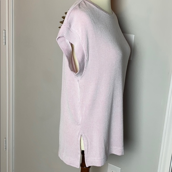 Woman’s Zara Pink Shortsleeved Top - Picture 3 of 3
